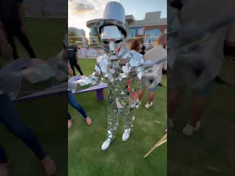 Mirror Men
