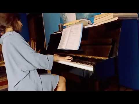 tasnimplaysthepiano 3
