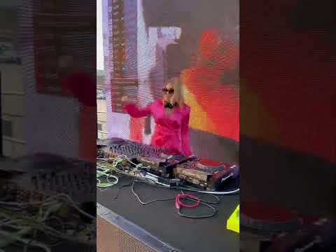 Dj Bambina Formula 1; 2021