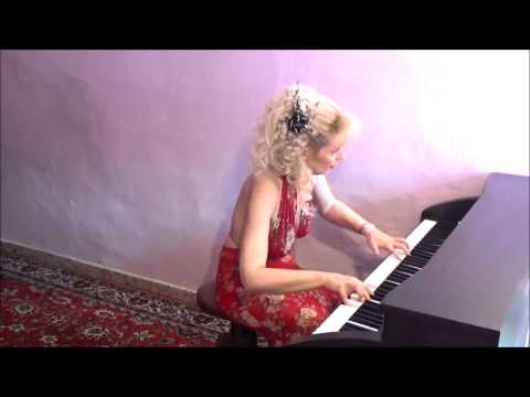 Simonetta Longo Playing CONCERTO DI VARSAVIA