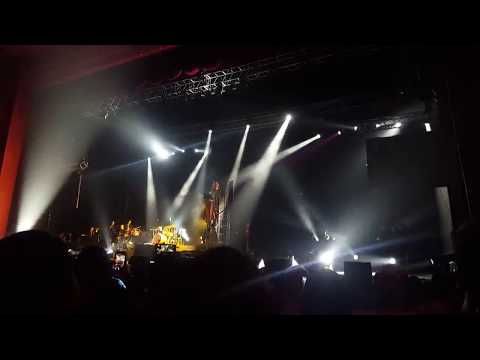 Concert - Opening - Gold