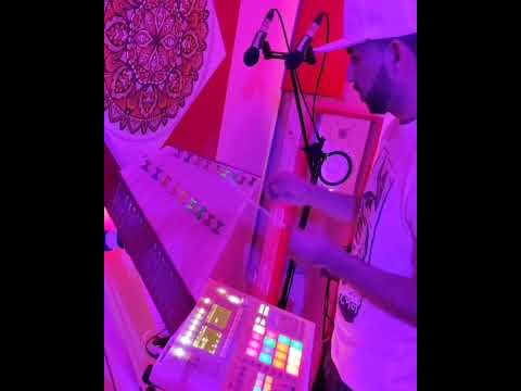 keyvan malek Techno style