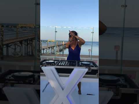 DJ CRAZY ANGEL SPINNING LİVE AT RİXOS SHARM
