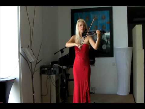 Olena Violinist Lounge Bar