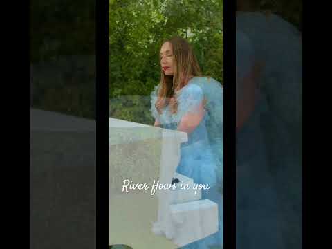 ‏Flyingpiano