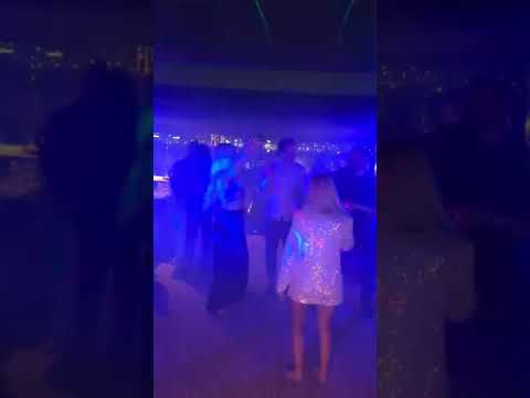 yacht party