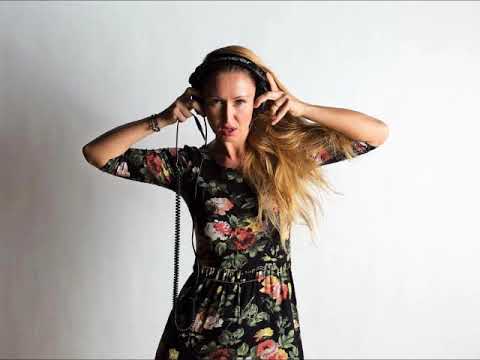 Mary Melody DJ