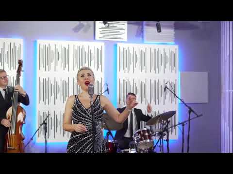 Jazz Quartet formula, super clean, tight and a smooth, creamy organic sound