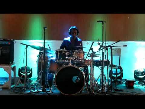 the wind that shakes the heart (**drums cover by keffa Drummer)
