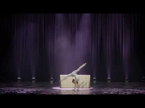 Contortion - Anna Kawiak - festival