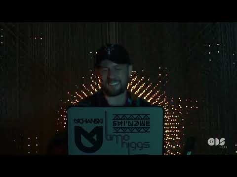 Timo Higgs - Live Act with LED Pulse