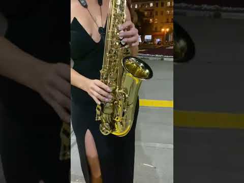 Август это ты - Мот. Яна Крылова саксофон
