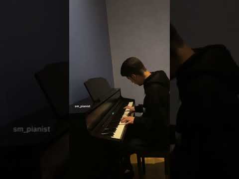 sm pianist