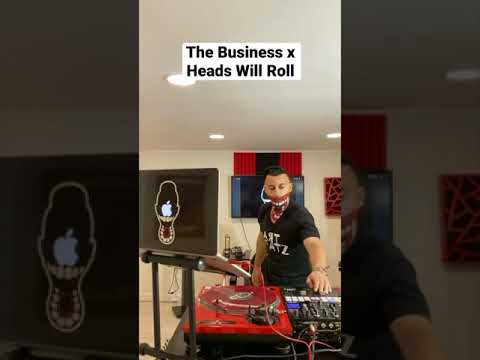 The Business (Tiesto) x Heads Will Roll (Yeah Yeah Yeahs) - Live Mashup
