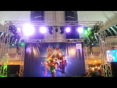 circus show clown