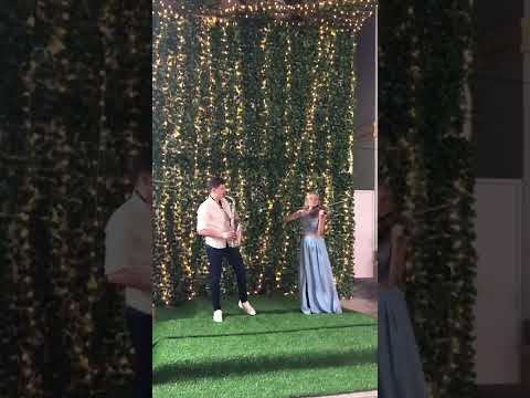 Duo with Violinist