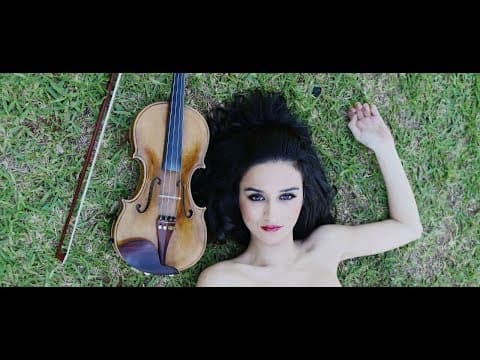 Samira Riachy - Toss The Feathers || Official Music Video 017