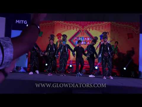 Innovative act Tron Dance in Delhi_by The Glowdiators