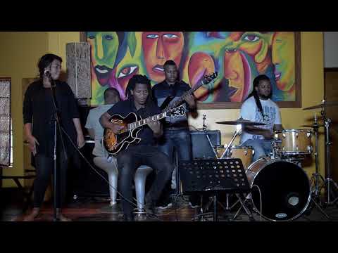 ekhaya lam