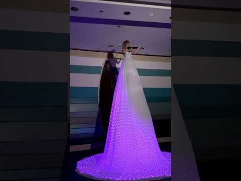 Pixel skirt violinist white