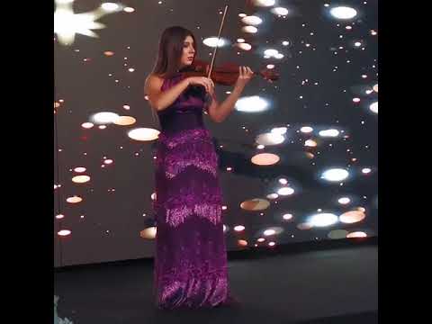 Violinist Nancy