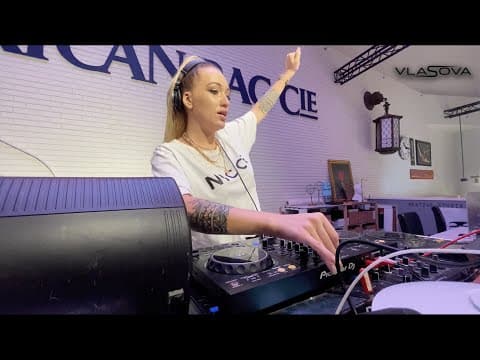 DJ VLASOVA - MIX from AMERICAN RAG SIE store