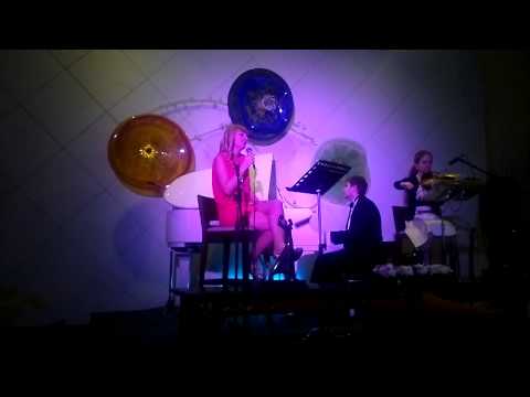 Luminița Alexandru-Empire state of mind,New York(cover)
