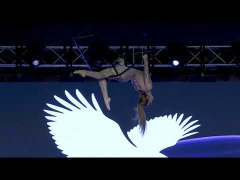 Aerial Cube Solo act