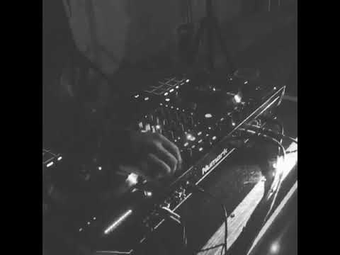 DJ Bugzi
