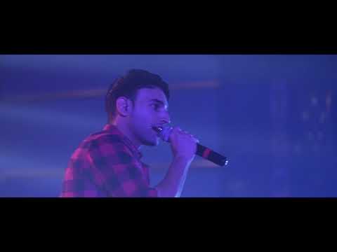 Uptown Girl -Best Kept Secret cover (LIVE)