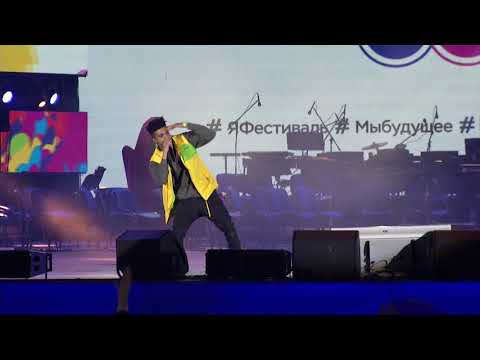 Maxi Zee Live in Russia