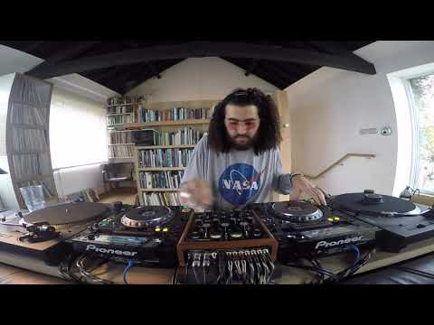 Next On The Decks 001 - Daddybisht