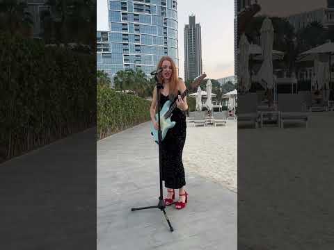 acoustic singer guitarist