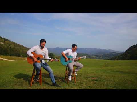 Duo Jamming