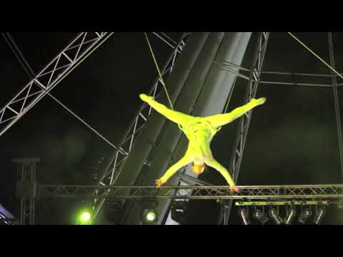 Helium Balloon Aerial Acrobatics Show