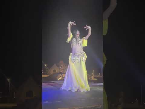 Caro Bellydancer