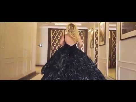 Bettina Schweiger sings “Song to the Moon”