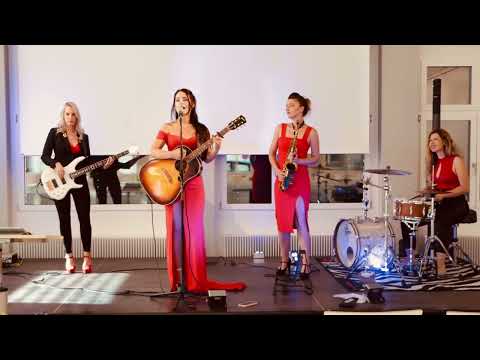 Dinner Music - Helen and Friends