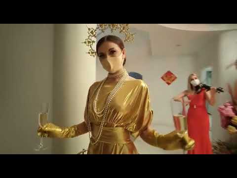 Champagne Lady