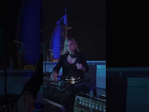DJ Daria - corporate event