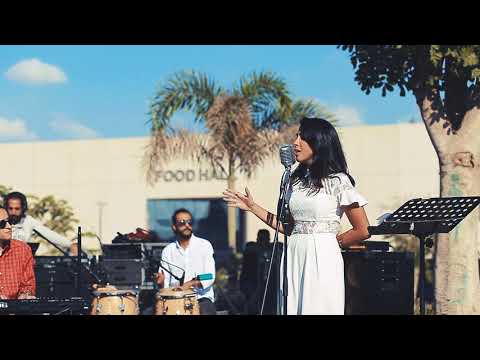 Mai Kamal - Besame Mucho (Live at The Park)