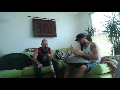 Didgeridoo n pan drums