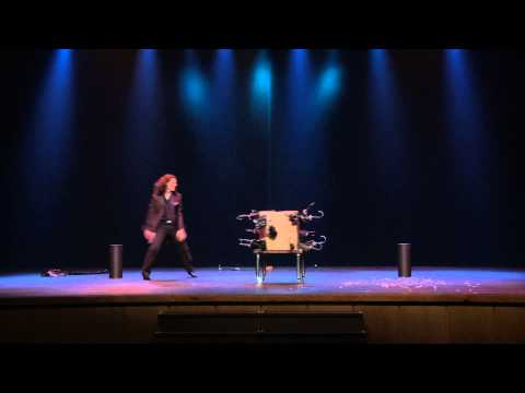 Daniel Ka - VOODOO BOX ILLUSION / CAJA PARAGÜAS