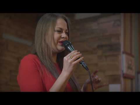 Daria singer lounge cover (Wicked game)