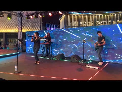 Full Band: Waka Waka