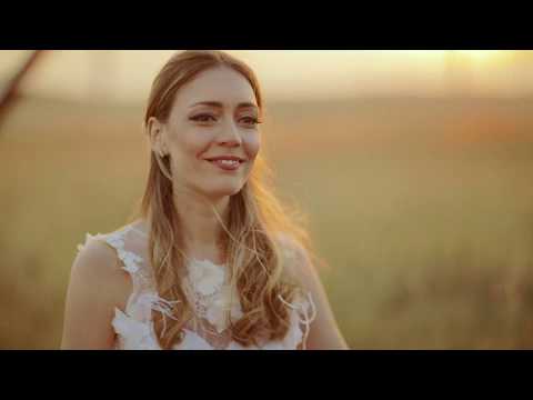Tamara Sirius playing Fayrouz, La la land, 21 Pilots