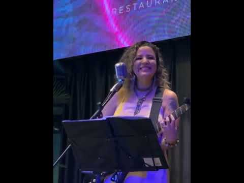 Midian Almeida live in Dubai
