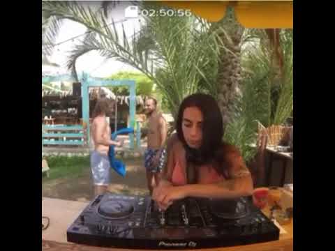miriamsablouni 4
