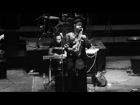 nourashoursax 3