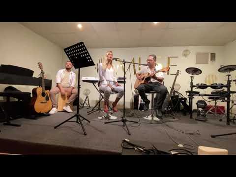 Compartir - live performance